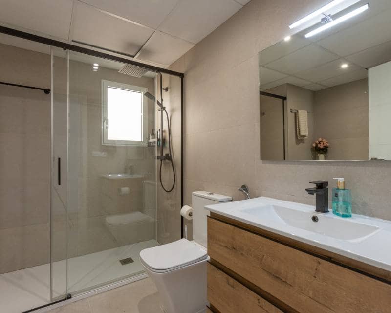 4 makuuhuone Huvila myytävänä paikassa Los Balcones mukana uima-altaan 
autotalli - 549 000 € (Ref: 10101364)