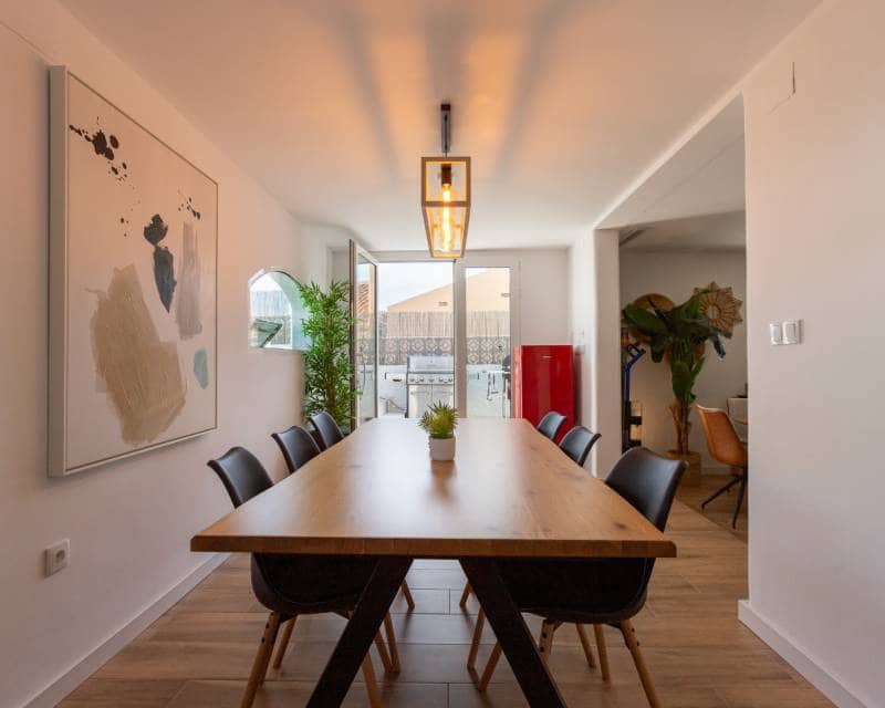 4 makuuhuone Huvila myytävänä paikassa Los Balcones mukana uima-altaan 
autotalli - 549 000 € (Ref: 10101364)