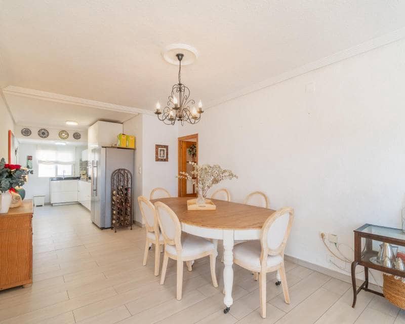 4 sypialnia Dom szeregowy na sprzedaż w Torrevieja z basenem - 369 000 € (Ref: 10102964)