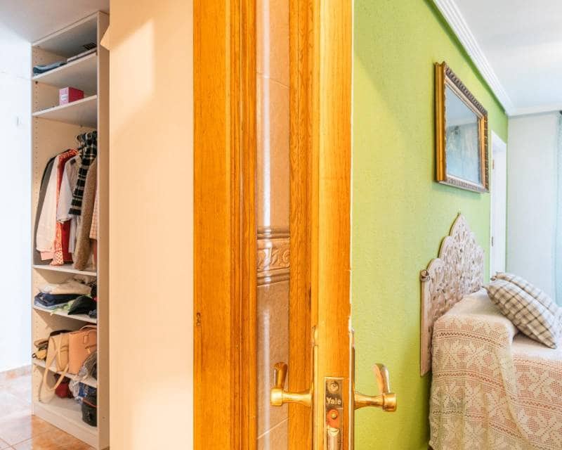 4 sypialnia Dom szeregowy na sprzedaż w Torrevieja z basenem - 369 000 € (Ref: 10102964)