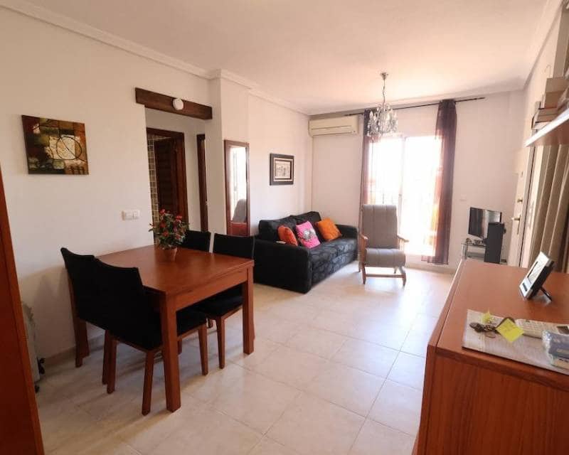 2 Zimmer Haus zu verkaufen in Torrevieja mit Pool - 210.000 € (Ref: 10102965)