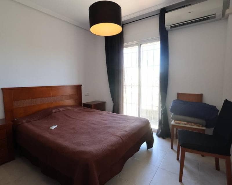2 Zimmer Haus zu verkaufen in Torrevieja mit Pool - 210.000 € (Ref: 10102965)