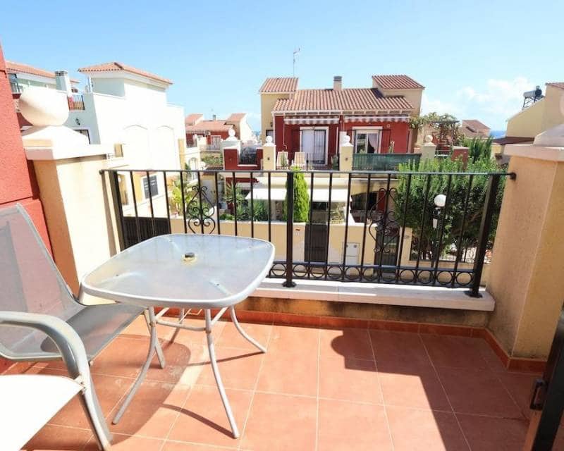 2 Zimmer Haus zu verkaufen in Torrevieja mit Pool - 210.000 € (Ref: 10102965)