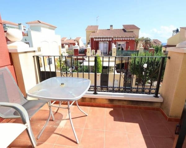 2 soveværelse Byhus til salg i Aguas Nuevas, Torrevieja med swimmingpool garage - € 210.000 (Ref: 10102965)