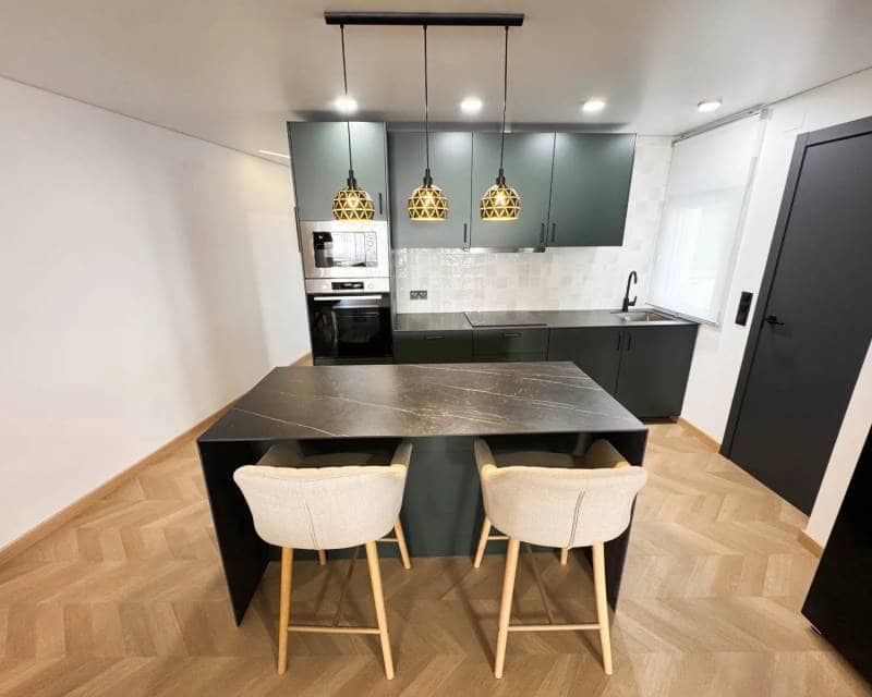 3 bedroom Apartment for sale in Torrevieja - € 260,000 (Ref: 10103566)