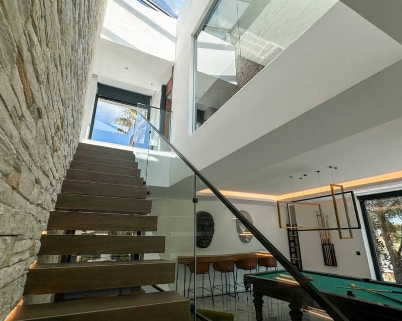 4 soverom Villa til salgs i Villamartin med svømmebasseng garasje - € 2 950 000 (Ref: 10103567)