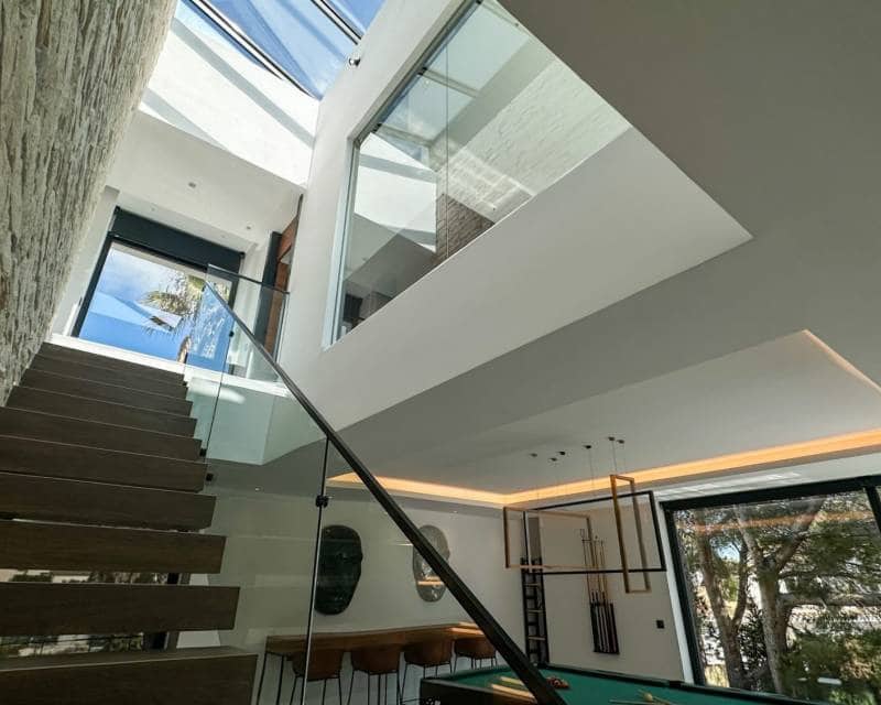4 soverom Villa til salgs i Villamartin med svømmebasseng garasje - € 2 950 000 (Ref: 10103567)