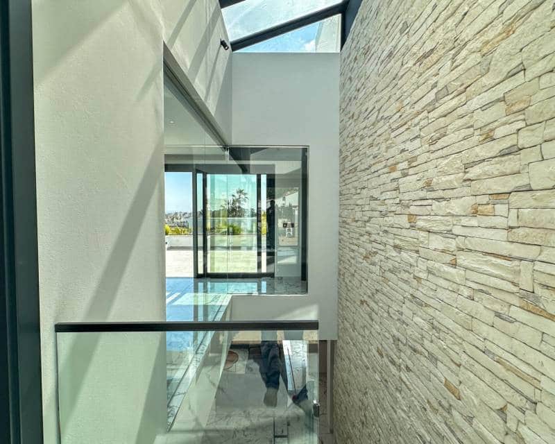 4 soverom Villa til salgs i Villamartin med svømmebasseng garasje - € 2 950 000 (Ref: 10103567)