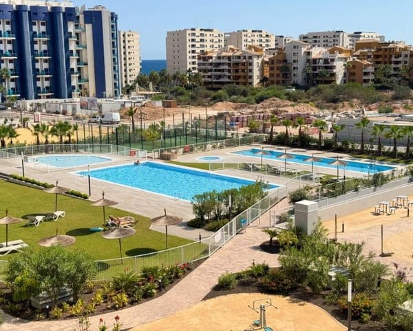 Apartamento de 2 habitaciones en Punta Prima, Torrevieja en venta con piscina - 379.000 € (Ref: 10103568)