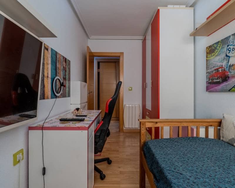 3 Zimmer Apartment zu verkaufen in Guardamar del Segura mit Garage - 225.000 € (Ref: 10104339)