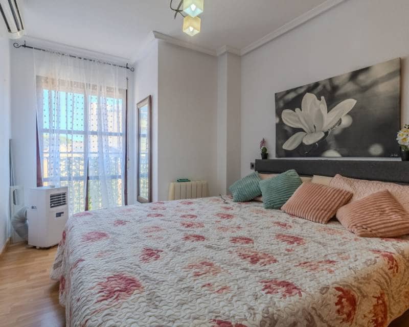 3 Zimmer Apartment zu verkaufen in Guardamar del Segura mit Garage - 225.000 € (Ref: 10104339)