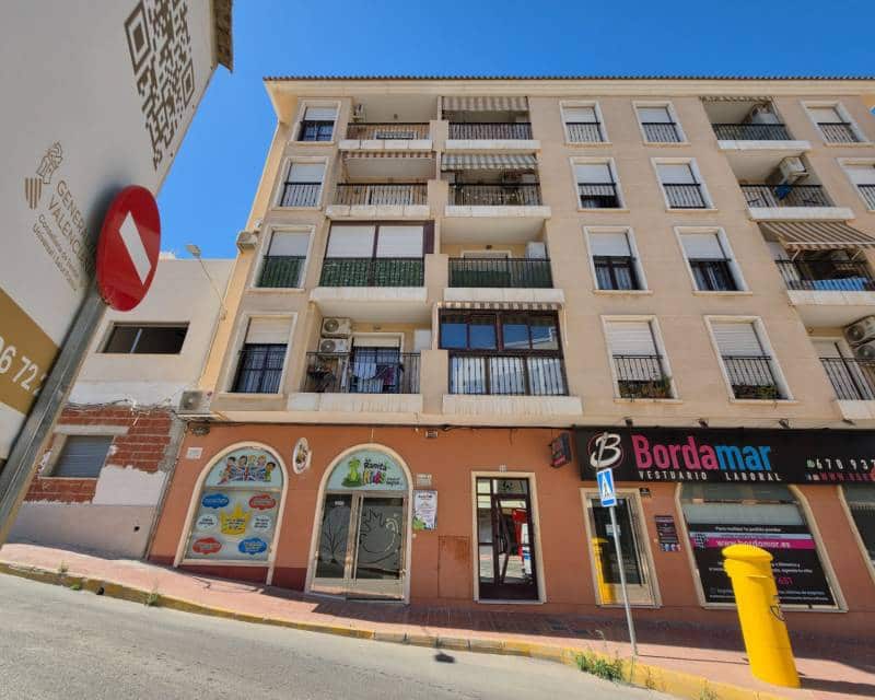 3 Zimmer Apartment zu verkaufen in Guardamar del Segura mit Garage - 225.000 € (Ref: 10104339)