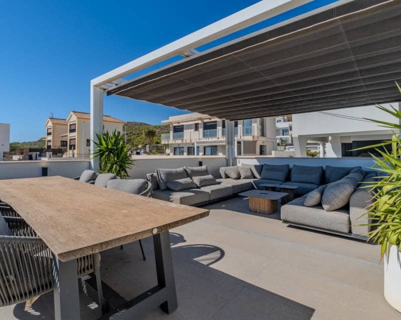 4 soverom Villa til salgs i Guardamar del Segura med svømmebasseng garasje - € 600 000 (Ref: 10104342)