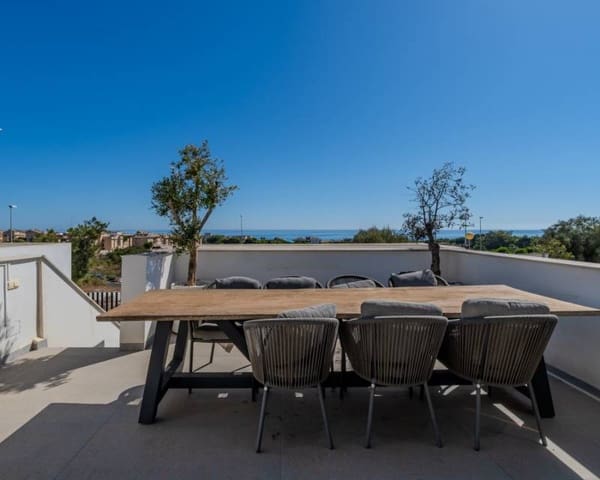 4 soverom Villa til salgs i Los Secanos, Guardamar del Segura med svømmebasseng garasje - € 600 000 (Ref: 10104342)