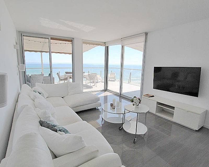 3 soverom Villa til salgs i Guardamar del Segura med svømmebasseng garasje - € 849 900 (Ref: 10106512)