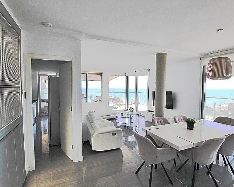 3 soverom Villa til salgs i Guardamar del Segura med svømmebasseng garasje - € 849 900 (Ref: 10106512)