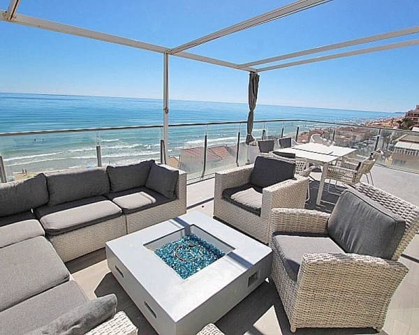 3 soveværelse Villa til salg i Guardamar Playa, Guardamar del Segura med swimmingpool garage - € 849.900 (Ref: 10106512)