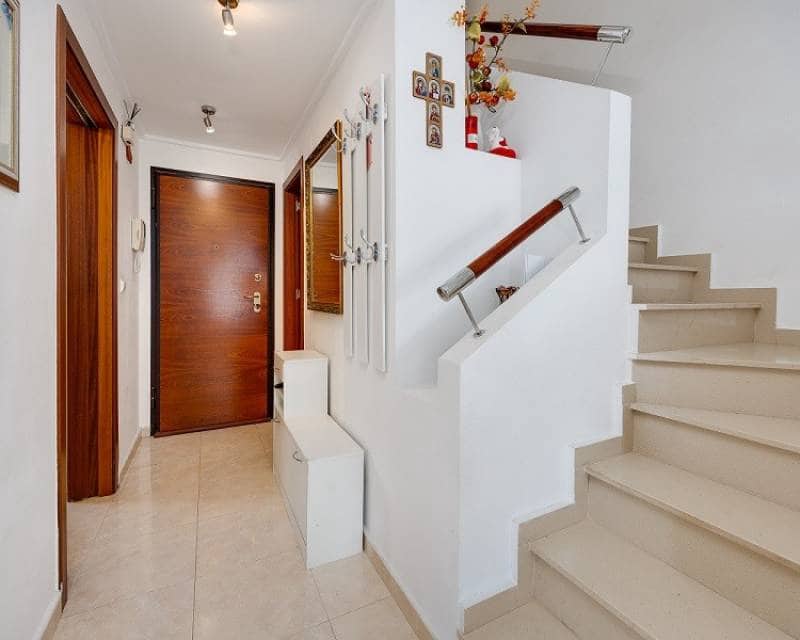 2 makuuhuone Huoneisto myytävänä paikassa Orihuela Costa mukana uima-altaan - 233 000 € (Ref: 10113363)