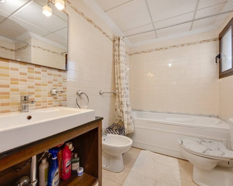 2 makuuhuone Huoneisto myytävänä paikassa Orihuela Costa mukana uima-altaan - 233 000 € (Ref: 10113363)