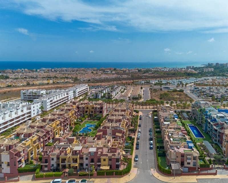 2 makuuhuone Huoneisto myytävänä paikassa Orihuela Costa mukana uima-altaan - 233 000 € (Ref: 10113363)
