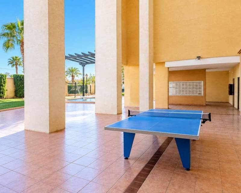 2 camera da letto Appartamento in vendita in Torrevieja con piscina garage - 260.000 € (Rif: 10113365)