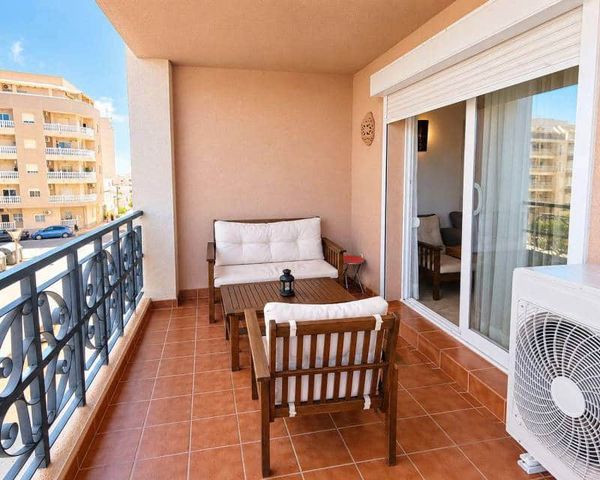 2 soverom Leilighet til salgs i Playa de los Locos, Torrevieja med svømmebasseng garasje - € 260 000 (Ref: 10113365)