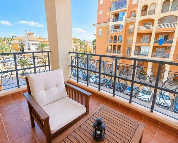 2 soverom Leilighet til salgs i Playa de los Locos, Torrevieja med svømmebasseng garasje - € 260 000 (Ref: 10113365)