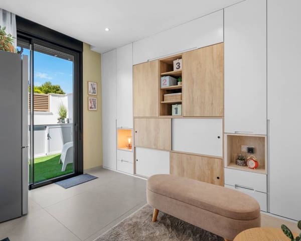 3 soveværelse Lejlighed til salg i San Pedro del Pinatar ciudad, San Pedro del Pinatar med swimmingpool - € 289.000 (Ref: 10113366)