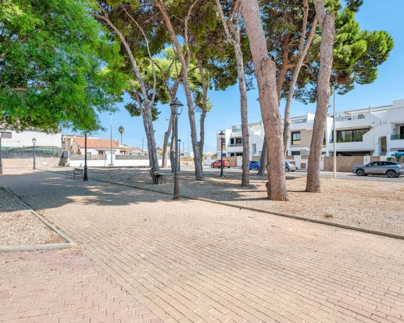 3 sovrum Lägenhet till salu i San Pedro del Pinatar med pool - 289 000 € (Ref: 10113366)
