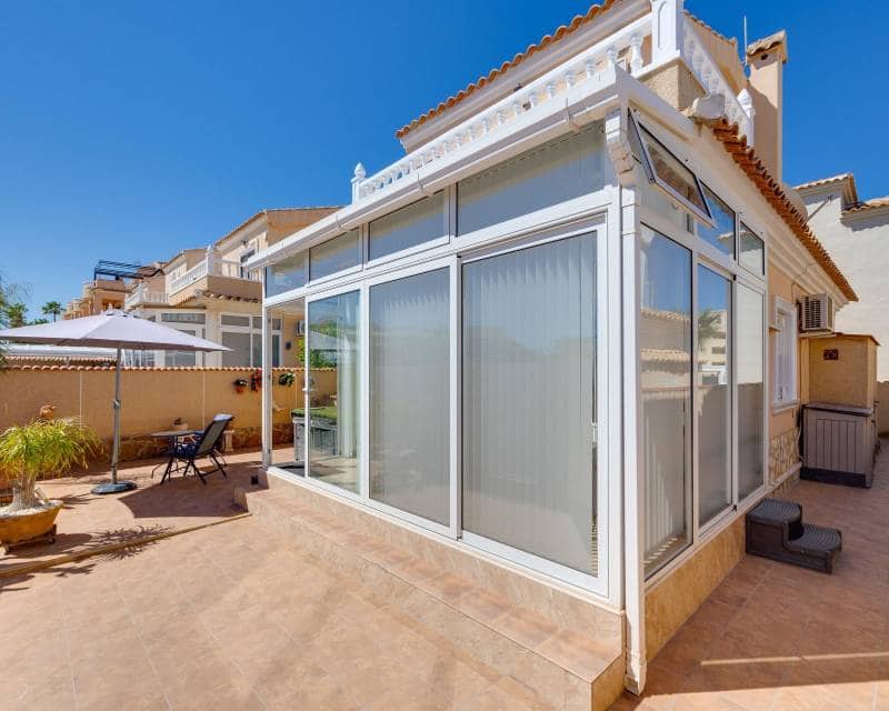 3 camera da letto Villa in vendita in Orihuela Costa con piscina garage - 229.000 € (Rif: 10116039)