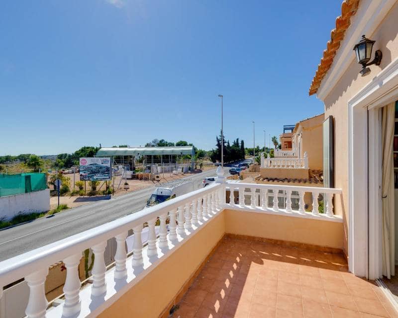 3 camera da letto Villa in vendita in Orihuela Costa con piscina garage - 229.000 € (Rif: 10116039)