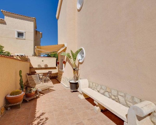 3 camera da letto Villa in vendita in Lomas de Cabo Roig - Los Dolses, Orihuela con piscina garage - 229.000 € (Rif: 10116039)