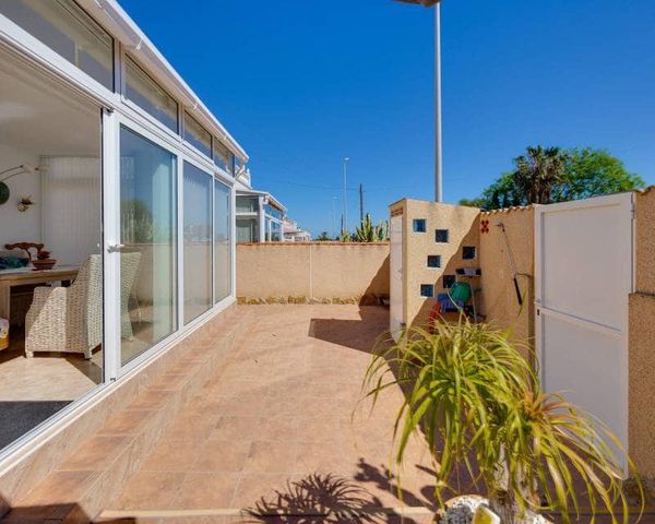 3 camera da letto Villa in vendita in Lomas de Cabo Roig - Los Dolses, Orihuela con piscina garage - 229.000 € (Rif: 10116039)
