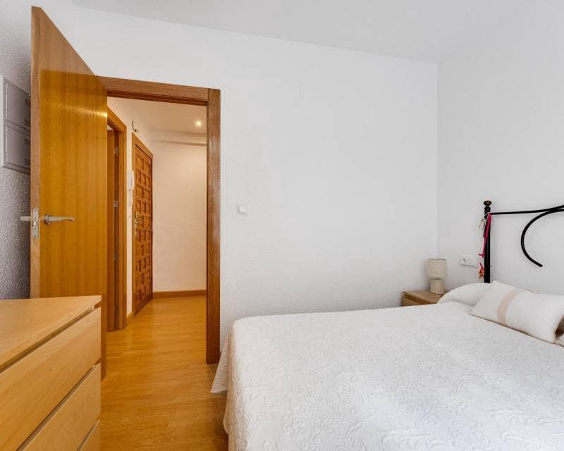 3 Zimmer Apartment zu verkaufen in Torrevieja - 265.000 € (Ref: 10117150)