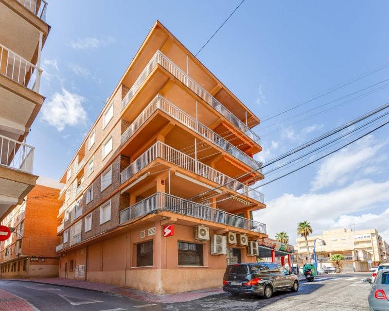 3 Zimmer Apartment zu verkaufen in Torrevieja - 265.000 € (Ref: 10117150)