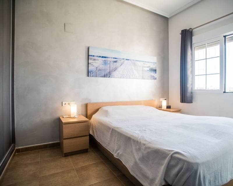 4 quarto Moradia para venda em Catral com piscina garagem - 430 000 € (Ref: 10118157)