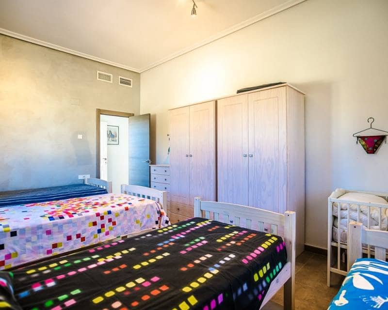 4 quarto Moradia para venda em Catral com piscina garagem - 430 000 € (Ref: 10118157)