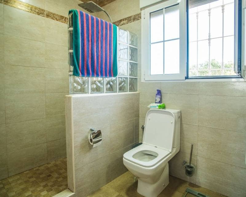4 quarto Moradia para venda em Catral com piscina garagem - 430 000 € (Ref: 10118157)