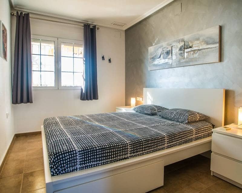4 quarto Moradia para venda em Catral com piscina garagem - 430 000 € (Ref: 10118157)