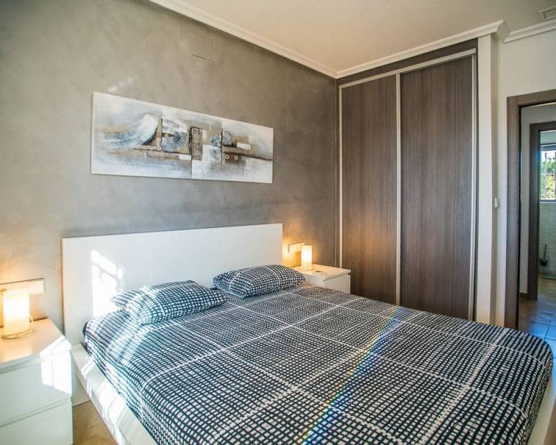 4 quarto Moradia para venda em Catral com piscina garagem - 430 000 € (Ref: 10118157)