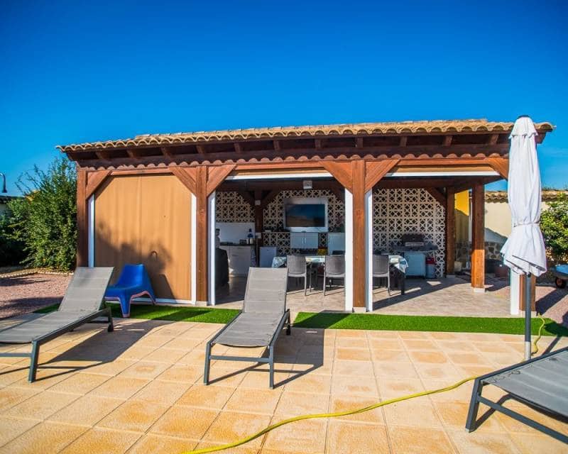 4 quarto Moradia para venda em Catral com piscina garagem - 430 000 € (Ref: 10118157)