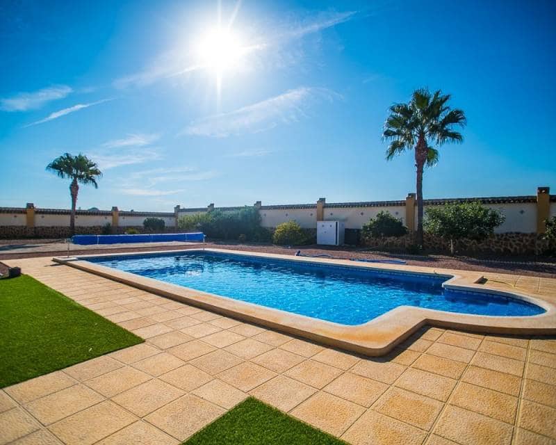 4 quarto Moradia para venda em Catral com piscina garagem - 430 000 € (Ref: 10118157)
