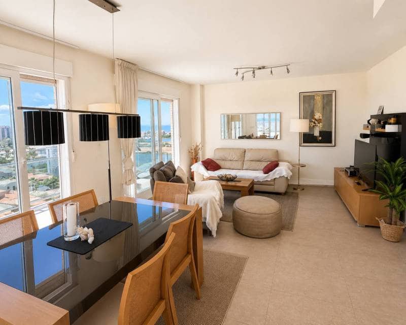 3 slaapkamer Appartement te koop in La Manga del Mar Menor met zwembad garage - € 397.000 (Ref: 10118478)