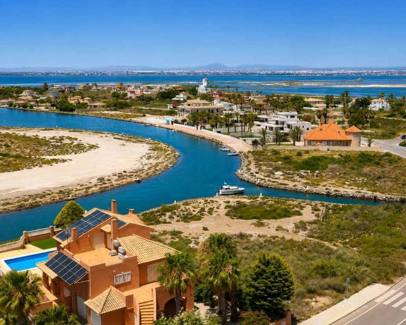 3 slaapkamer Appartement te koop in La Manga del Mar Menor met zwembad garage - € 397.000 (Ref: 10118478)