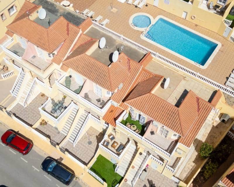 2 sovrum Hus till salu i Filipinas med pool garage - 229 800 € (Ref: 10118479)