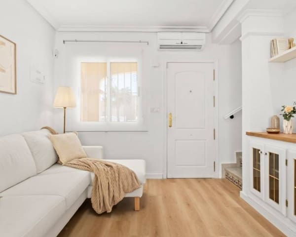 2 sovrum Hus till salu i Las Filipinas med pool garage - 229 800 € (Ref: 10118479)