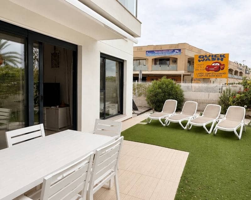 3 soverom Leilighet til salgs i Torrevieja med svømmebasseng garasje - € 295 000 (Ref: 10118480)