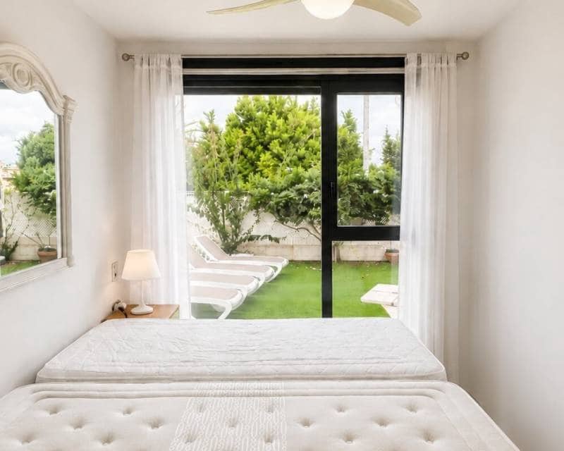 3 soverom Leilighet til salgs i Torrevieja med svømmebasseng garasje - € 295 000 (Ref: 10118480)