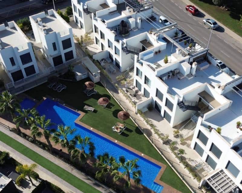 3 soverom Leilighet til salgs i Torrevieja med svømmebasseng garasje - € 295 000 (Ref: 10118480)