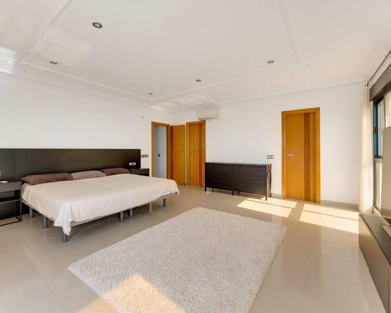 3 camera da letto Attico in vendita in La Veleta con piscina garage - 830.000 € (Rif: 10118481)